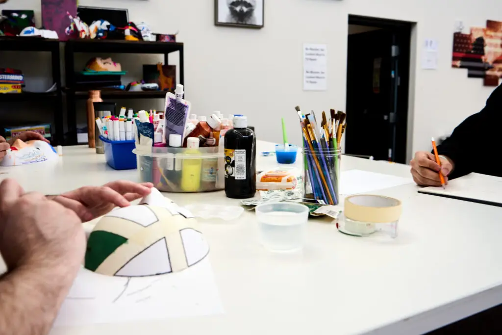 The Haven Detox Art Therapy Paint Session