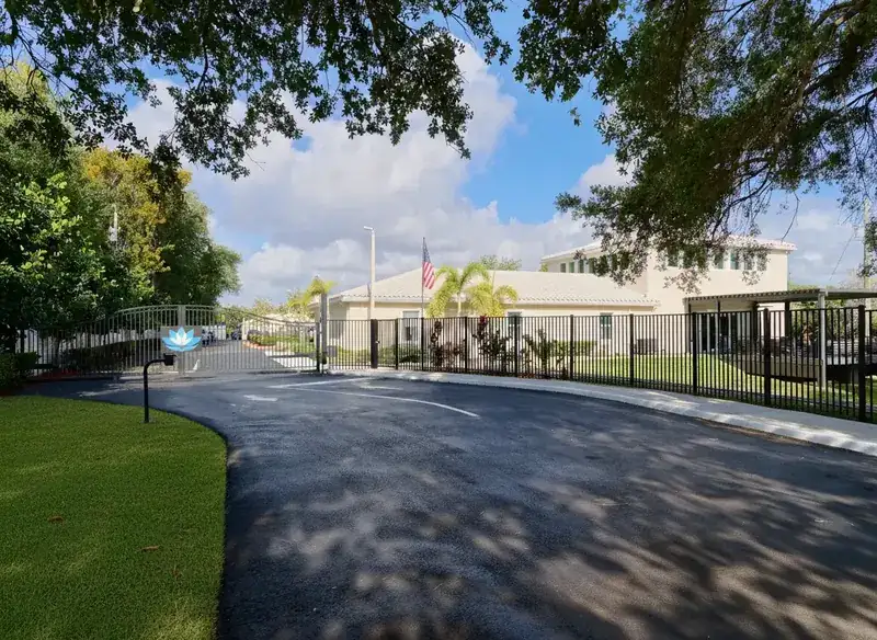 Front Entrance View at The Haven Detox Florida