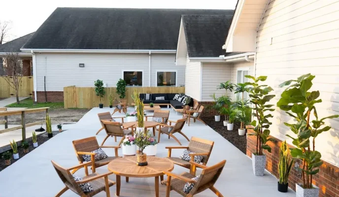 Outdoor Patio – The Haven Detox West Memphis, AR Outdoor recovery patio at The Haven Detox addiction treatment center in West Memphis, Arkansas
